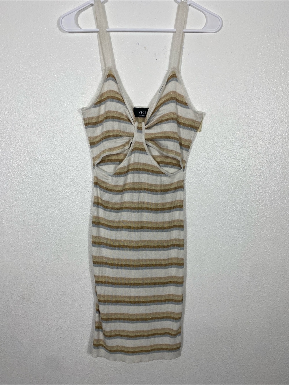 Vici Beige and White Striped Twist Cutout Midi Dress Stretch Size L 79% Viscose - Picture 3 of 16